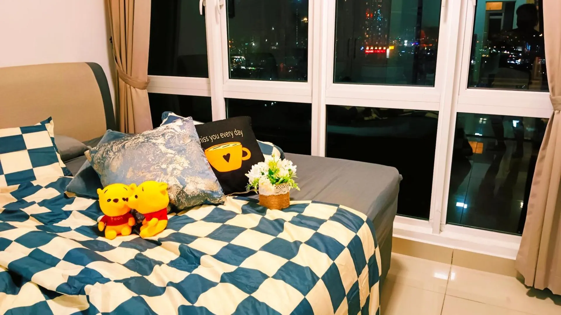 Jb Twin Galaxy Residence Near Ksl Mall And Newyorkhotel Johor Bahru 0*,