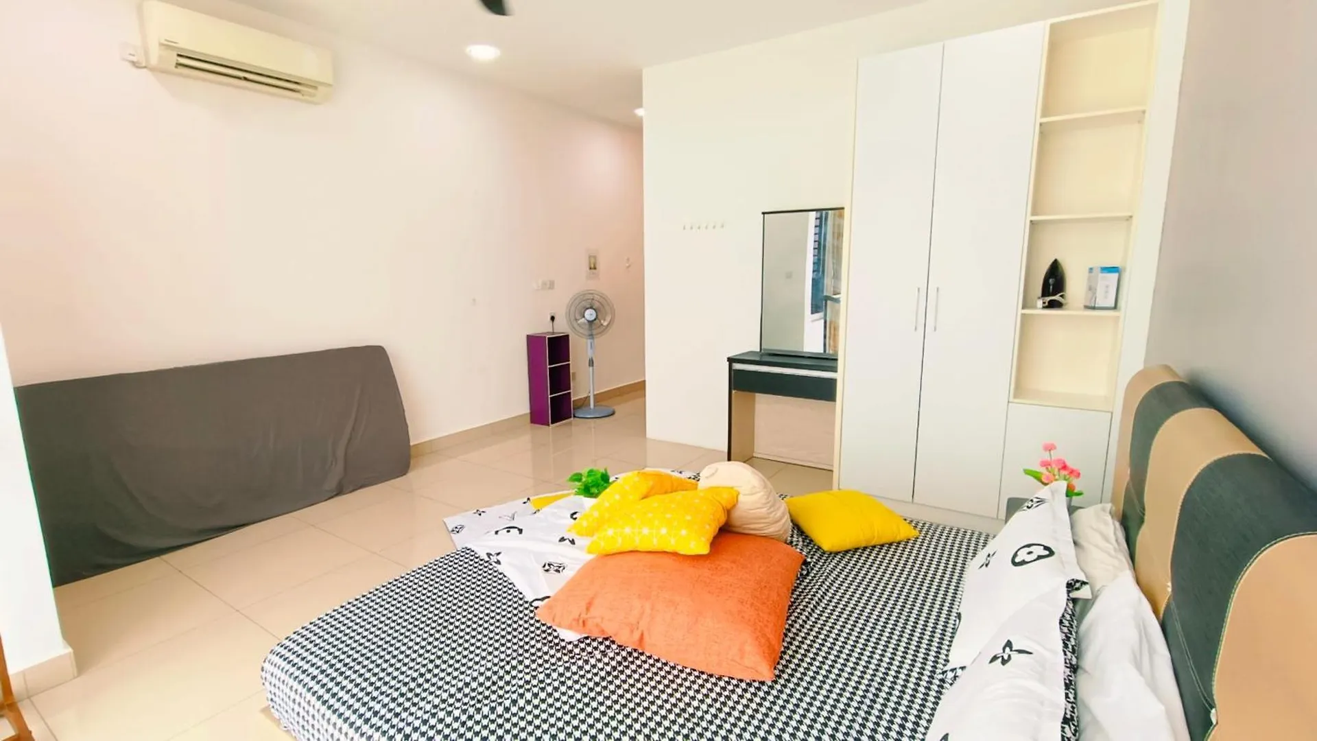 Jb Twin Galaxy Residence Near Ksl Mall And Newyorkhotel Johor Bahru
