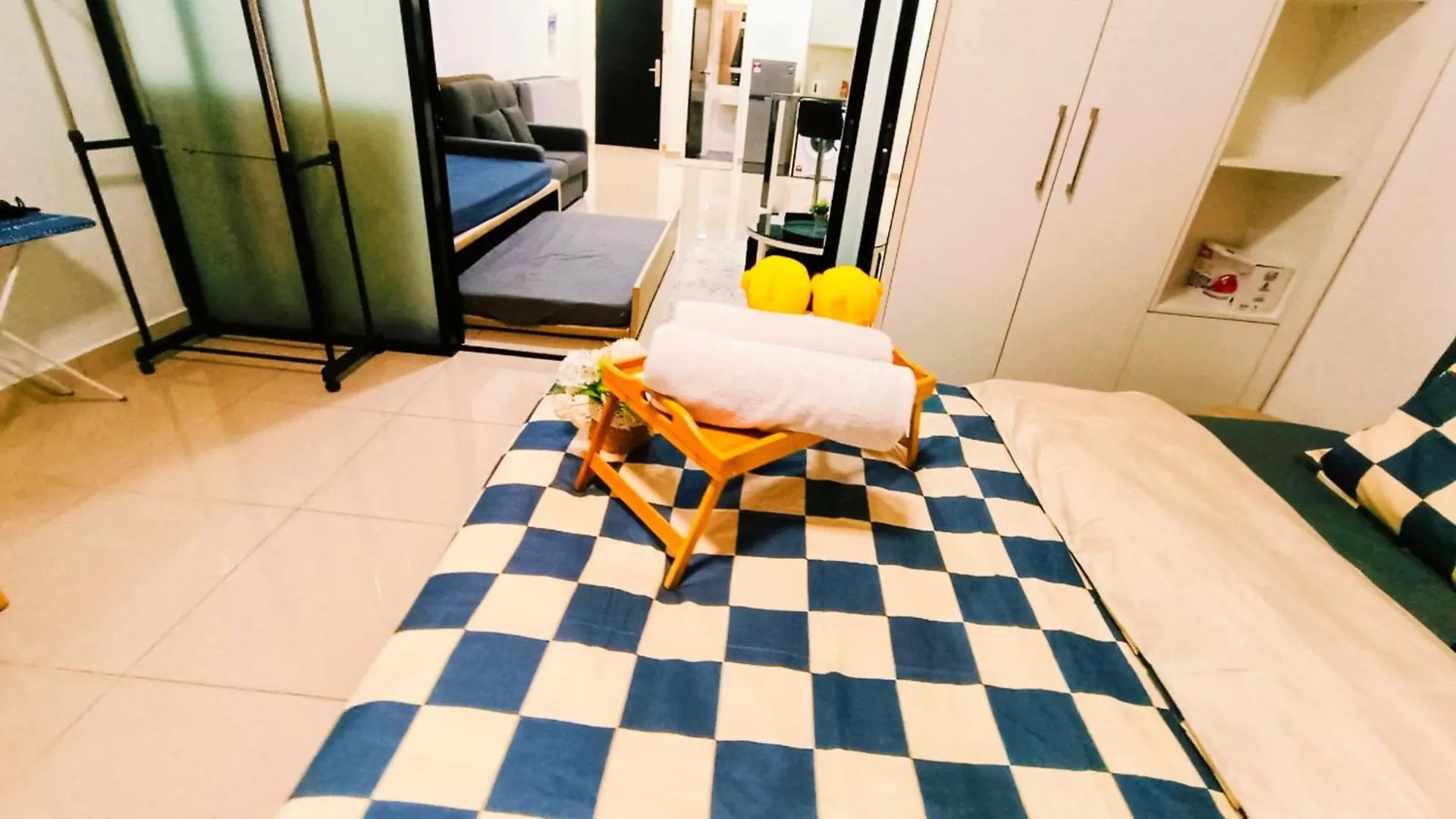 Jb Twin Galaxy Residence Near Ksl Mall And Newyorkhotel Τζόχορ Μπάχρου 0*,  Μαλαισία